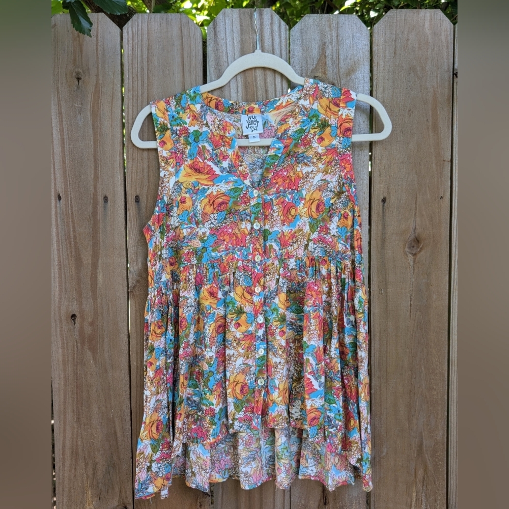 Ivy Jane Colorful Floral Sleeveless Button Down Tank Top